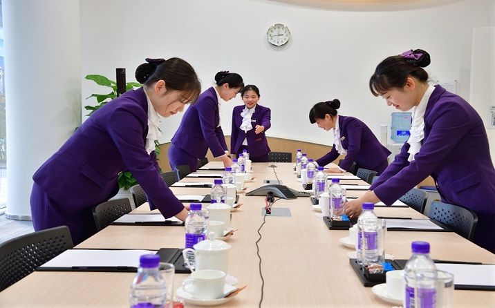 全委托管理服务中的礼仪规范 专业与温度并存